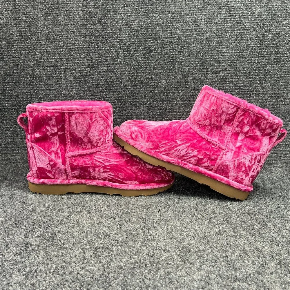 UGG Classic Mini II Velvet Boots Girls Size 6 Hot Pink Short Snow Winter Pull On